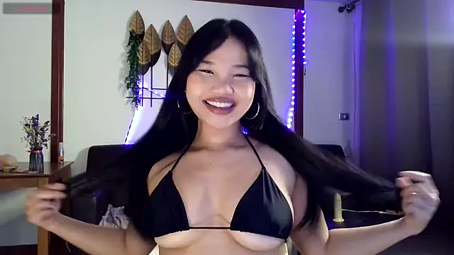 Snapshot of Earny_baby chatting on September 2025 08:14:01 PM Earny baby online show from September 2025 08:14:01 PM