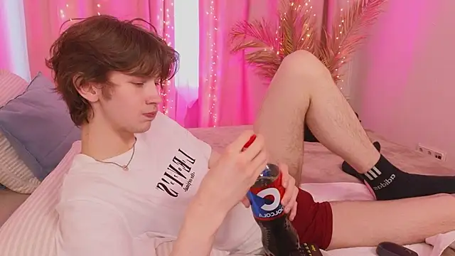  Den1s  online show from February 2026 12:38:02 PM