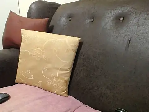 bustylaura4u online show from January 2026 11:41:02 PM