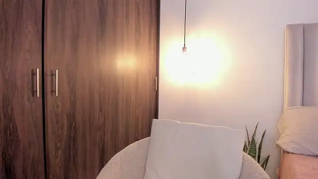 Snapshot of imsaraah chatting on October 2025 08:50:02 PM imsaraah online show from October 2025 08:50:02 PM