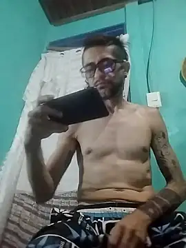 Snapshot of Morfis6xxx9 chatting on May 2026 07:39:02 PM Morfis6xxx9 online show from May 2026 07:39:02 PM