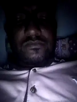 Snapshot of bappyandbanulove chatting on February 2026 06:04:01 PM bappyandbanulove online show from February 2026 06:04:01 PM