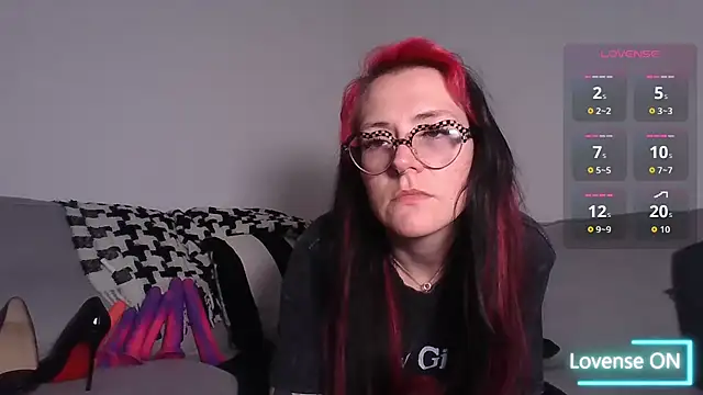 Harley-Moon online show from November 2025 11:14:02 PM