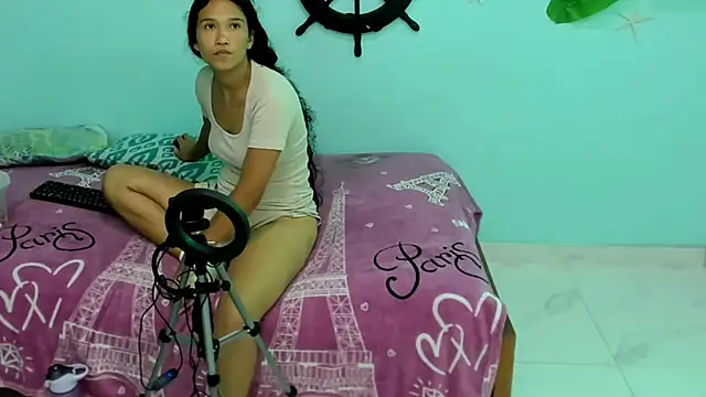 valeria18sexy online show from November 2025 01:20:01 AM