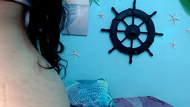 valeria18sexy online show from November 2025 01:12:01 AM