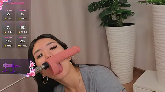HellyPolly online show from October 2025 11:49:02 PM