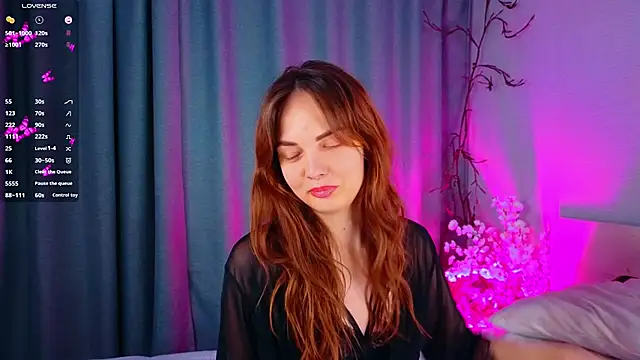 LisaDrake online show from October 2025 07:59:02 PM