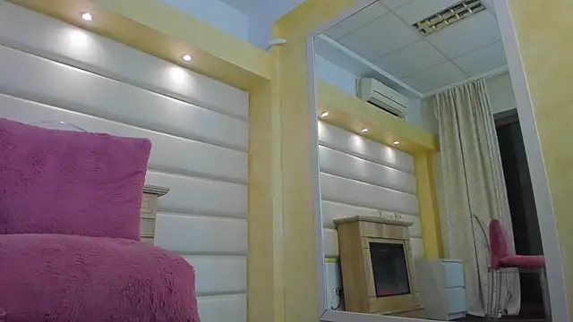 Snapshot of Jelly_Bee chatting on November 2025 08:25:01 PM Jelly Bee online show from November 2025 08:25:01 PM