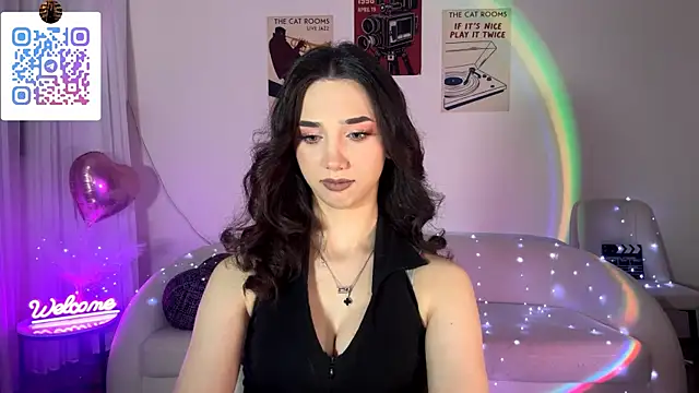 LinaMour online show from May 2026 10:24:02 PM