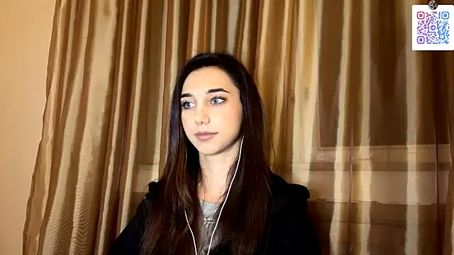 LinaMour online show from November 2025 10:13:02 PM