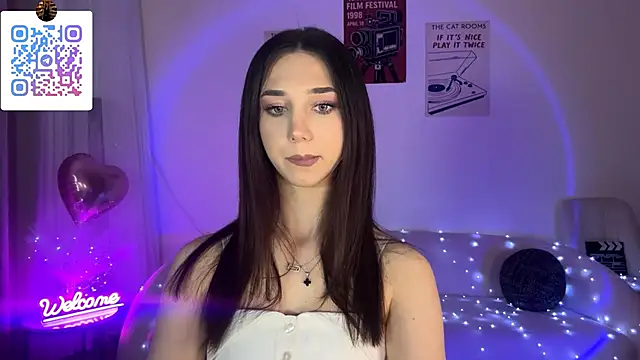 LinaMour online show from May 2026 10:31:01 PM