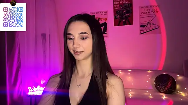 LinaMour online show from March 2026 02:15:01 AM