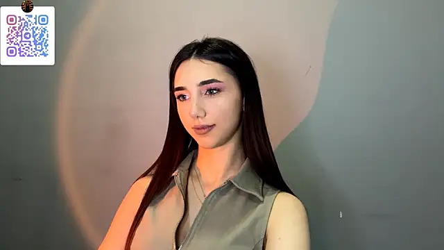 LinaMour online show from February 2026 10:10:01 PM