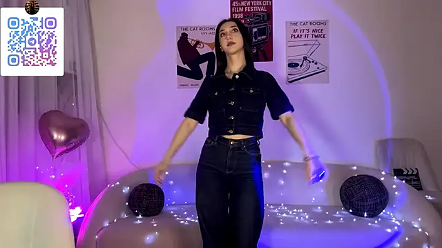 LinaMour online show from May 2026 10:26:02 PM