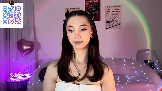 LinaMour online show from May 2026 10:24:01 PM