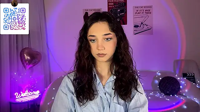 LinaMour online show from May 2026 10:30:01 PM