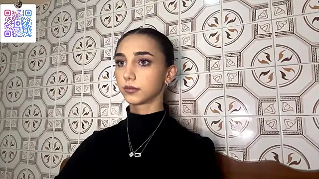 LinaMour online show from December 2025 10:20:01 PM