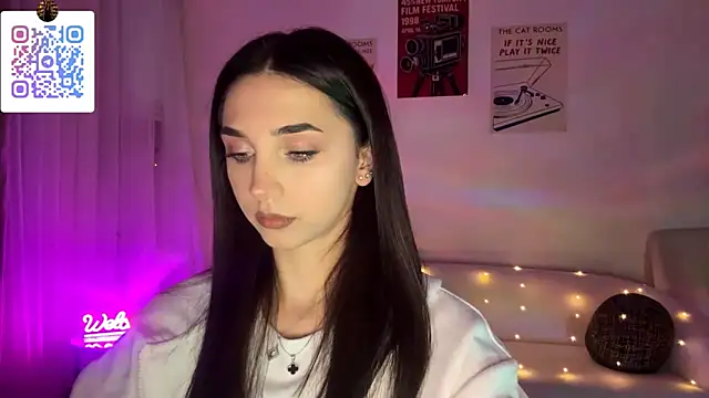 LinaMour online show from March 2026 10:21:01 PM