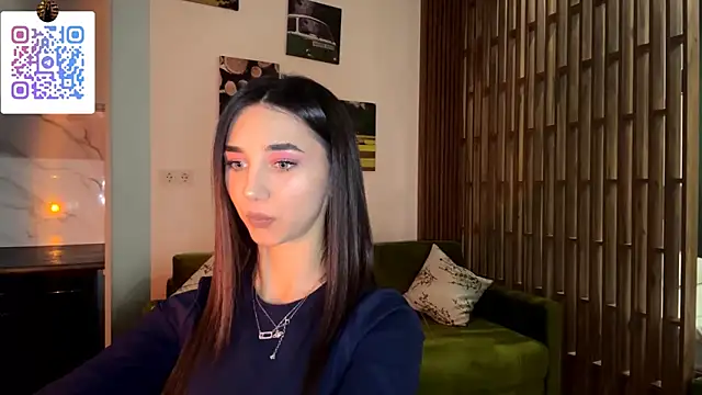 LinaMour online show from February 2026 10:42:02 PM