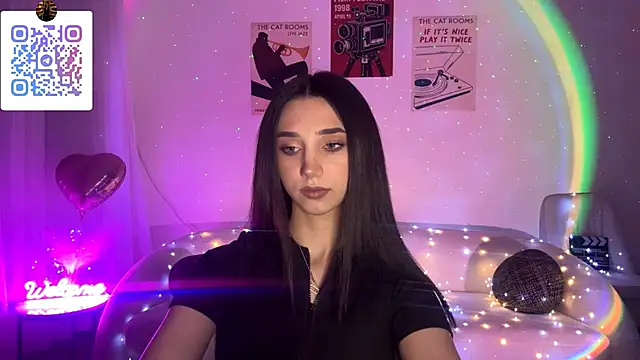 LinaMour online show from April 2026 10:27:01 PM