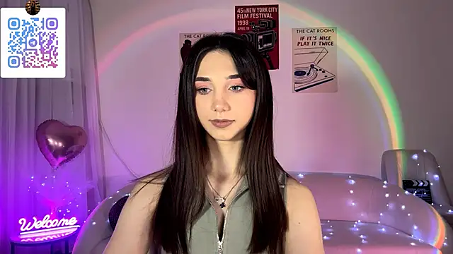 LinaMour online show from May 2026 10:07:02 PM