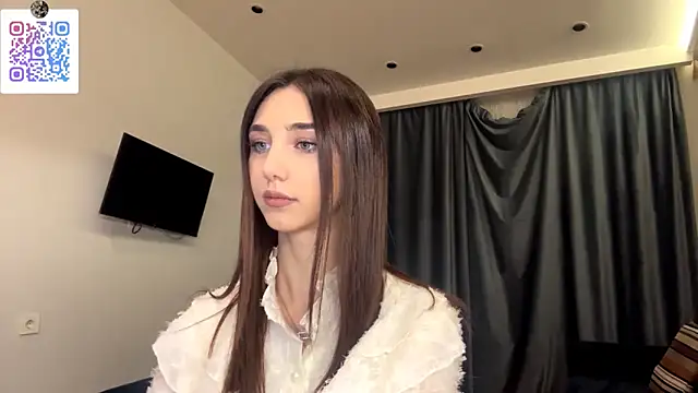 LinaMour online show from December 2025 10:12:01 PM