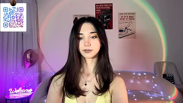 LinaMour online show from May 2026 10:13:02 PM