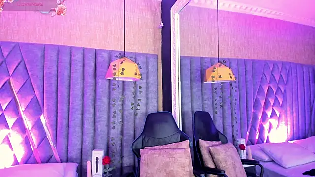 SkylerBloomm online show from July 2026 08:31:02 PM