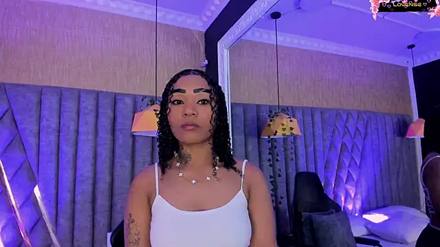 SkylerBloomm online show from April 2026 04:14:02 AM