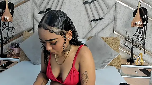 SkylerBloomm online show from November 2025 03:23:02 AM