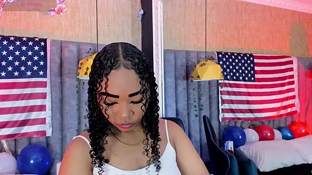 SkylerBloomm online show from July 2026 04:11:02 PM