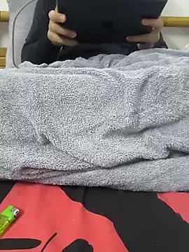 Snapshot of yazinyazin1 chatting on November 2025 08:09:02 PM yazinyazin1 online show from November 2025 08:09:02 PM