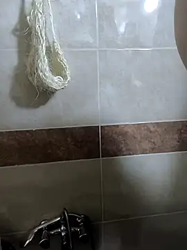 Snapshot of yazinyazin1 chatting on November 2025 02:04:01 AM yazinyazin1 online show from November 2025 02:04:01 AM