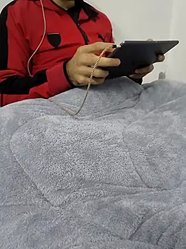 Snapshot of yazinyazin1 chatting on November 2025 03:43:02 AM yazinyazin1 online show from November 2025 03:43:02 AM