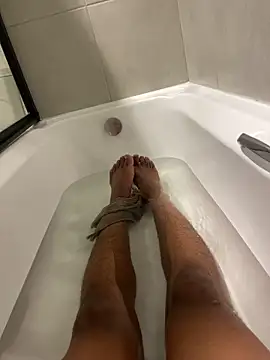 fitsexyman online show from March 2026 09:38:02 PM