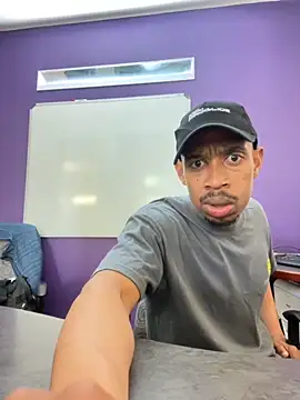 fitsexyman online show from November 2025 12:30:01 PM