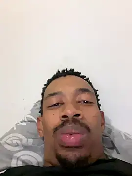 Snapshot of fitsexyman chatting on October 2025 09:48:02 PM fitsexyman online show from October 2025 09:48:02 PM