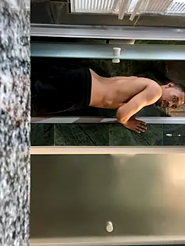 fitsexyman online show from November 2025 07:41:01 AM