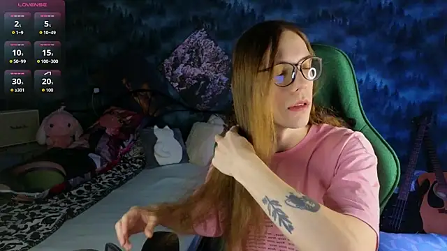 artass2 online show from November 2025 06:56:02 PM