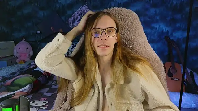 artass2 online show from October 2025 01:21:02 PM