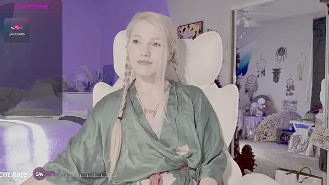 Snapshot of Talulaa chatting on October 2025 12:13:01 AM Talulaa online show from October 2025 12:13:01 AM