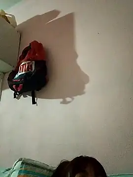 isabella931054 online show from September 2025 09:49:01 AM