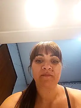 isabella931054 online show from September 2025 11:55:02 PM