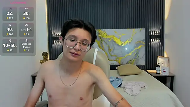 Snapshot of SantiagoRusso18 chatting on November 2025 07:42:01 AM SantiagoRusso18 online show from November 2025 07:42:01 AM