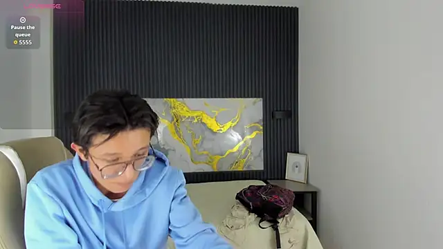 Snapshot of SantiagoRusso18 chatting on December 2025 09:54:02 AM SantiagoRusso18 online show from December 2025 09:54:02 AM