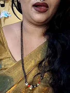 Snapshot of Angel0731 chatting on May 2026 08:45:02 PM Angel0731 online show from May 2026 08:45:02 PM