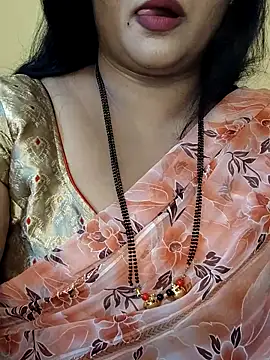 Angel0731 online show from April 2026 07:04:01 PM