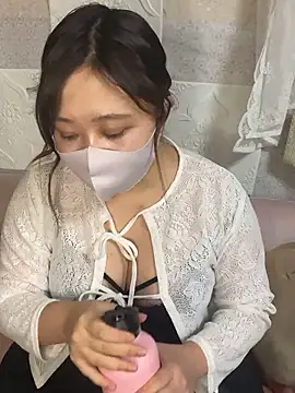 Snapshot of kotone_blossom_x chatting on October 2025 12:06:02 PM kotone blossom x online show from October 2025 12:06:02 PM