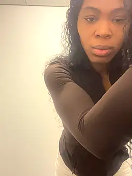 Idonotcherishu online show from September 2025 08:38:01 PM