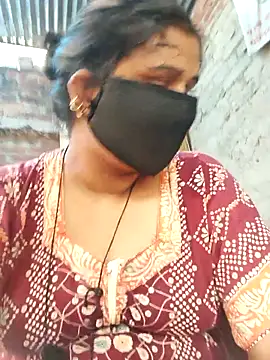 Manvi tyagi online show from October 2025 08:05:02 AM
